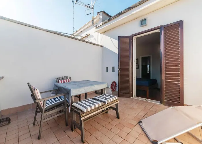 Guesthost - Bright With Views Of San Pietro * Rom